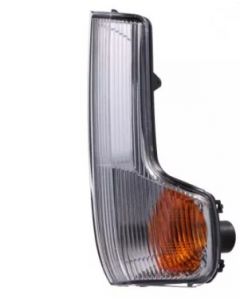 ŽMIGAVAC DESNI IVECO U RETROVIZORU